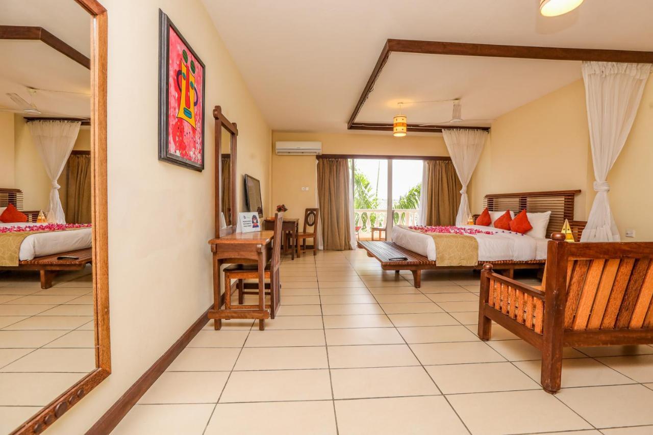 Cityblue Creekside Hotel & Suites Mombasa Exterior foto